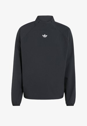 Černý svetr s vysokým límcem, dlouhými rukávy, elastickými manžetami a bílým logem Adidas trefoil na hrudi.
