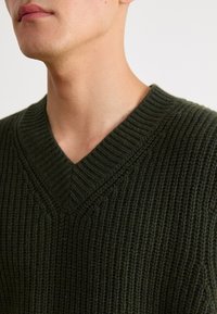 Carhartt WIP MARLON ciemnozielony