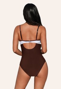 Cupshe CHIC COLORBLOCK MONOKINI - Badeanzug - white brown