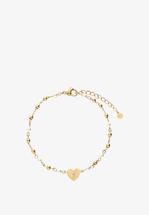 Goldenes Kettenarmband mit abwechselnden kleinen goldenen Perlen und weißen Perlen, mit einem zentralen Herzanhänger mit einem kleinen klaren Edelstein.