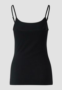 Czarna koszulka na ramiączkach wykonana z gładkiej tkaniny, z cienkimi regulowanymi ramiączkami i dopasowanym krojem, bez widocznych wzorów ani ozdób.