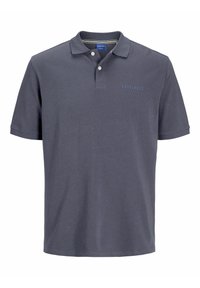 Tmavě šedé polo tričko vyrobené z bavlny, s klasickým límcem, dvěma knoflíkovými páskami a vyšitým nápisem "ORIGINALS" na hrudi.