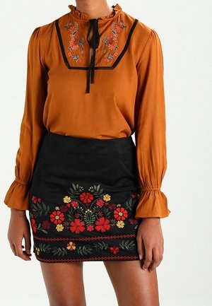 Blouse - orange