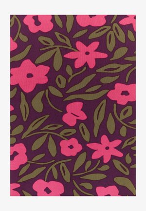 Tela floral con un fondo púrpura oscuro, que presenta flores rosa brillante y hojas verdes en un patrón repetido.