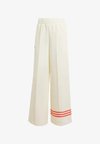 ADICOLOR NEUCLASSICS TRACK WIDE - Παντελόνι φόρμας - cream white real coral