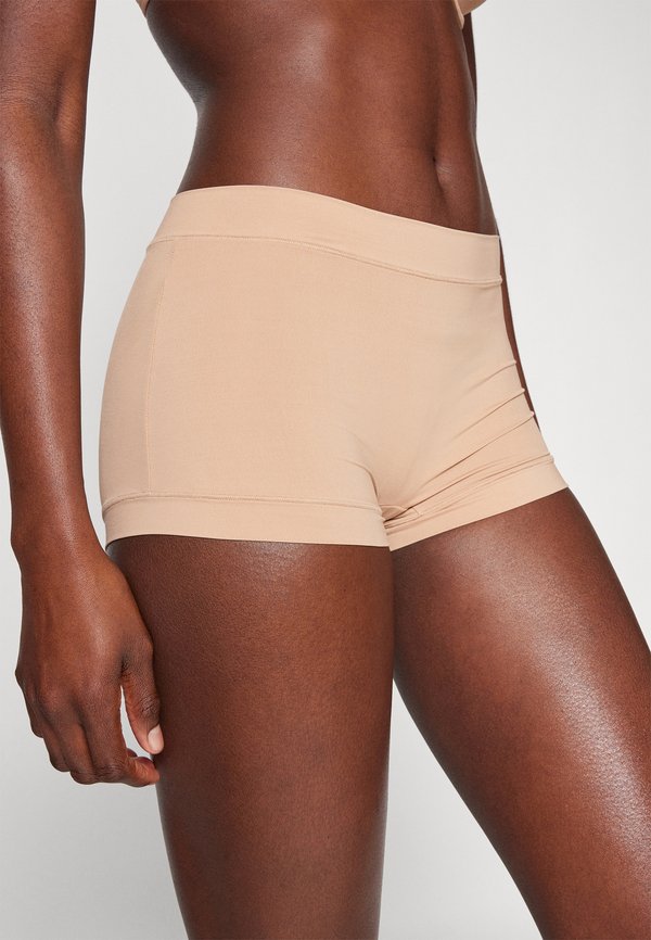 SHORTS UNIQUE MICRO - Pants - maple4