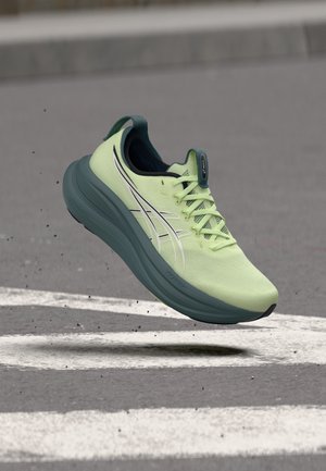 ASICS, GEL NIMBUS 28 - Обувки за бягане по асфалт - illuminate yellow/foggy teal