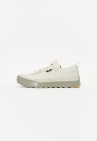 Unselected, white dune/clay grey