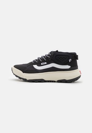MTE CROSSPATH MID UNISEX - Sneakers alte - black/white
