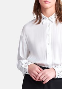 IKKS FREIZEIT - Chemisier - white