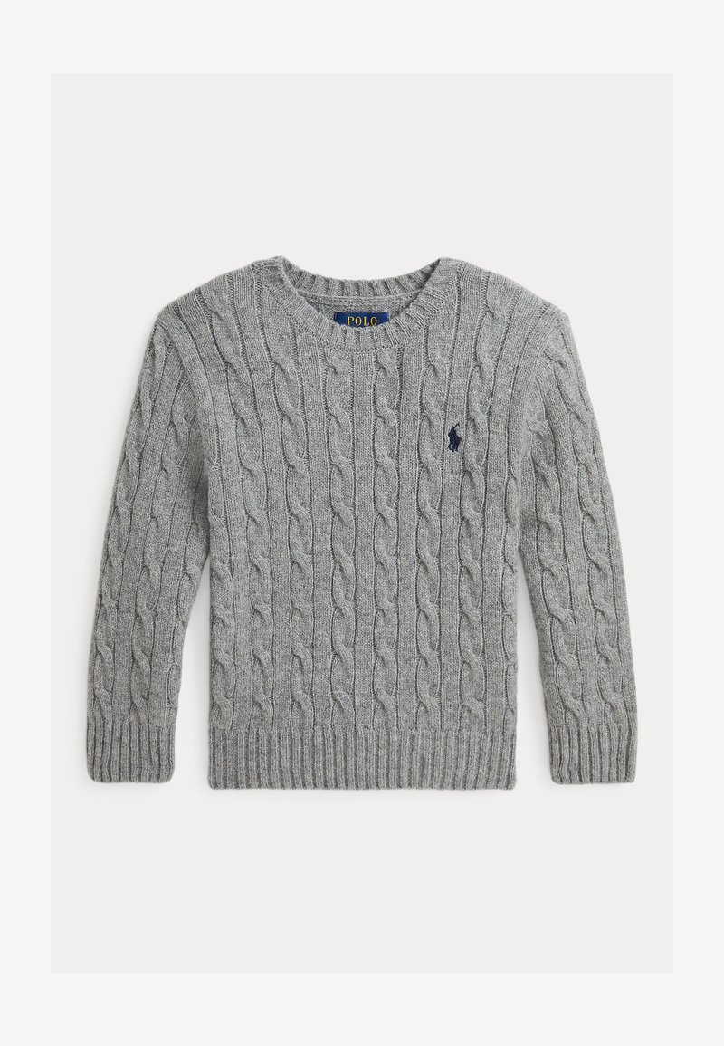 Maglione grigio a coste con scollatura rotonda, polsini e orlo rigati, con un piccolo logo blu navy sul lato sinistro del petto. Design a trama su tutta la superficie.