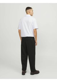 Jack & Jones PREMIUM PREMIUM EINFARBIG  - Polotričko - white