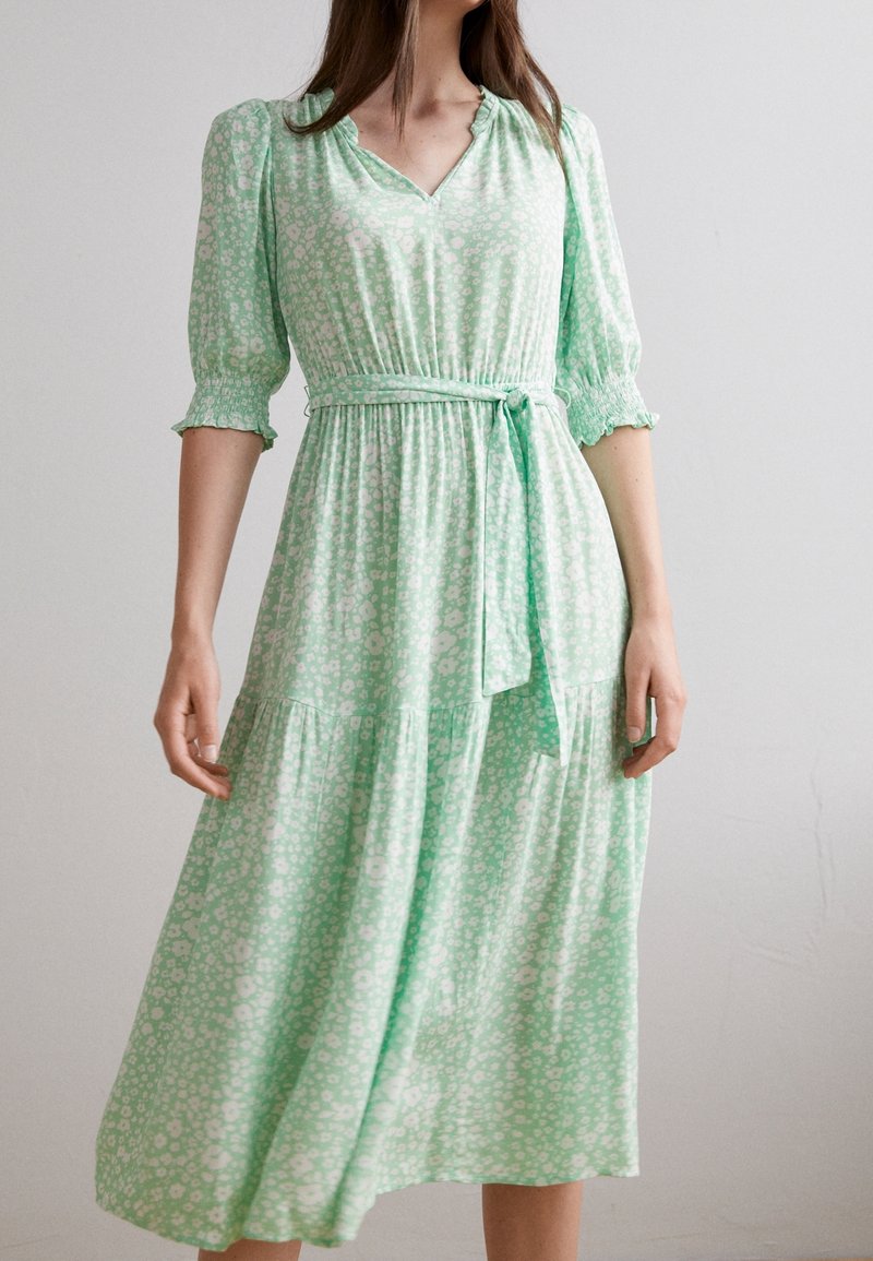z supply winslet dress green Women's Dresses Size:4 AUS main image 0