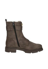 Bruine enkelboot met een gestructureerde leren afwerking, zijrits en bandaccenten. Chunky zool met een licht verhoogde hak.