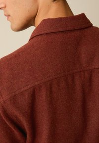 Next BLEND - Lehká bunda - rust brown