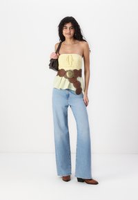 Hollister Co. STRAPLESS BABYDOLL  - Top - double cream