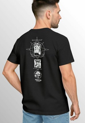 BACK TOKYO JAPAN ASIEN SYMBOLE KRANICH WELLE - T-Shirt print - schwarz