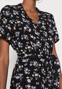 Pieces Abito a camicia - black