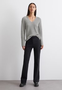 Marc O'Polo LONGSLEEVE V NECK - Strickpullover - mid stone melange