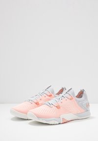 Under Armour Scarpe da allenamento - grey