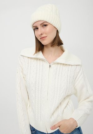 Terranova, - Czapka