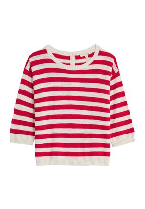 Rød og hvid stribet striktrøje med trekvartærmer og rund halsudskæring på hvid baggrund.