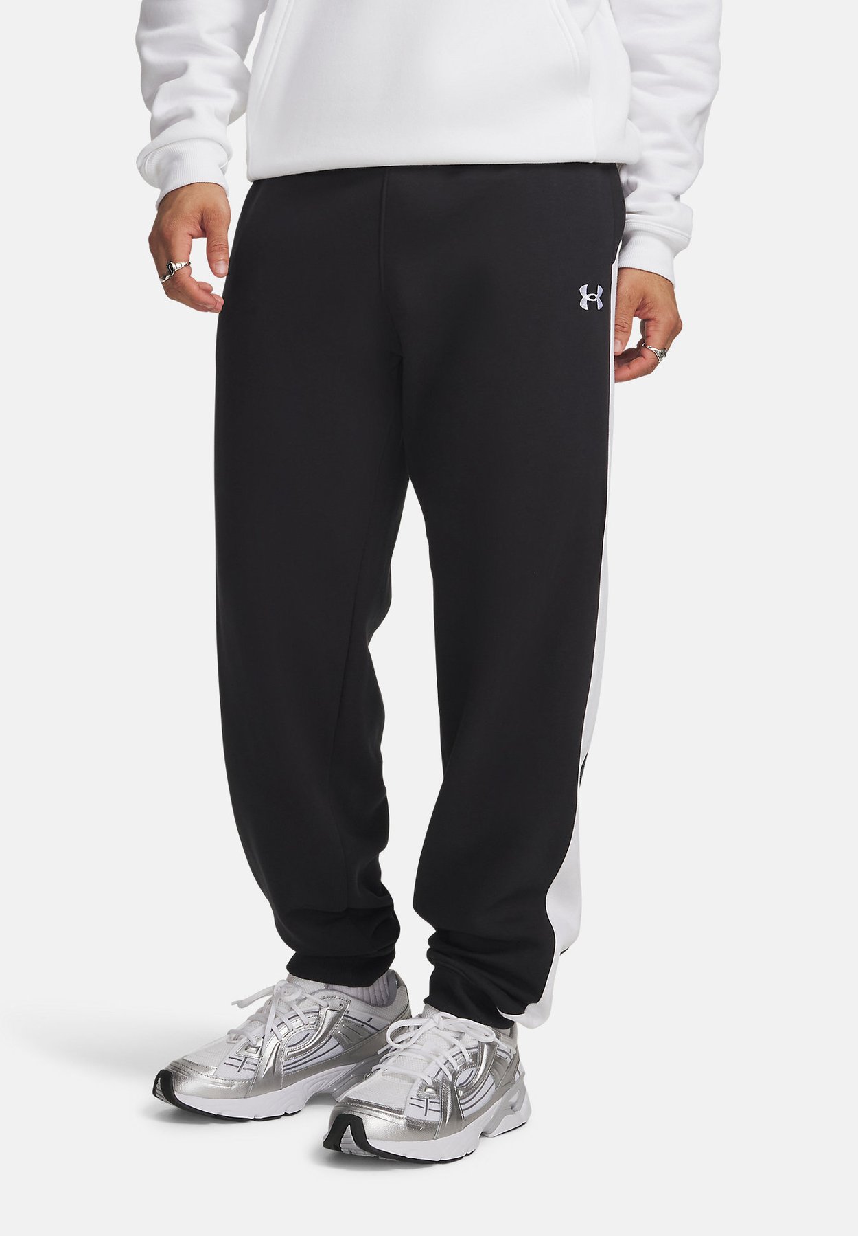 RIVAL FLEECE