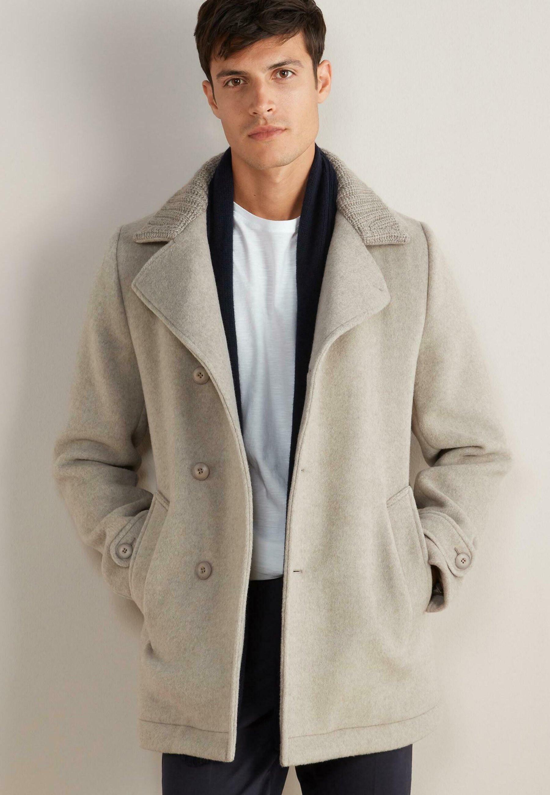 Detachable hood duffle coat - Man | Mango Man Indonesia