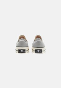 Converse CHUCK 70 UNISEX - Tenisky - grey area/egret/black