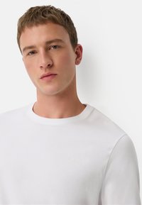 camel active FLEXXX - Langarmshirt - white