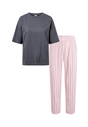 SET - Zestaw bielizny nocnej