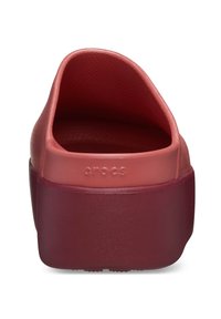 Crocs DYLAN PLATFORM - Sabots - hot blush