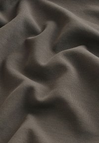 Nem kiválasztott, brown