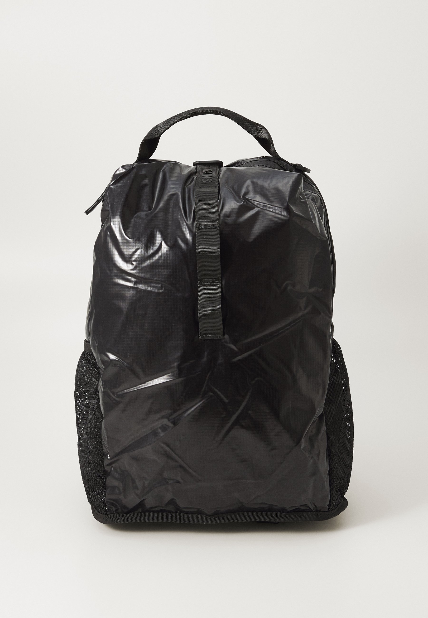 rains backpack shiny black Depth Mini R13020-129 hikes or studies Rains SIBU CLIP FRONT BACKPACK