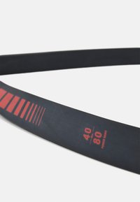 Nike Performance PRO RESISTANCE BAND MEDIUM BIS 18KG UNISEX - Borraccia - black/lt crimson