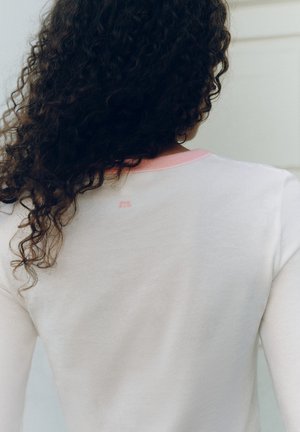 PULL&BEAR, 91 GRAPHIC CROPPED - LONG SLEEVE TOP - T-shirt à manches longues - white