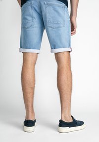 Petrol Industries Shorts vaqueros - light used