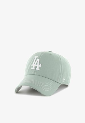 Casquette de baseball vert clair avec logo "LA" blanc brodé sur le devant et logo blanc "47" sur le côté, visière incurvée et œillets de ventilation.