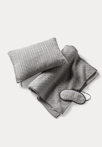 Unselected, modern charcoal