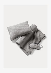 Ej vald, modern charcoal