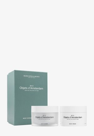 BODY SCRUB & CREAM SET OBJETS D'AMSTERDAM - Kropsplejesæt - n/a