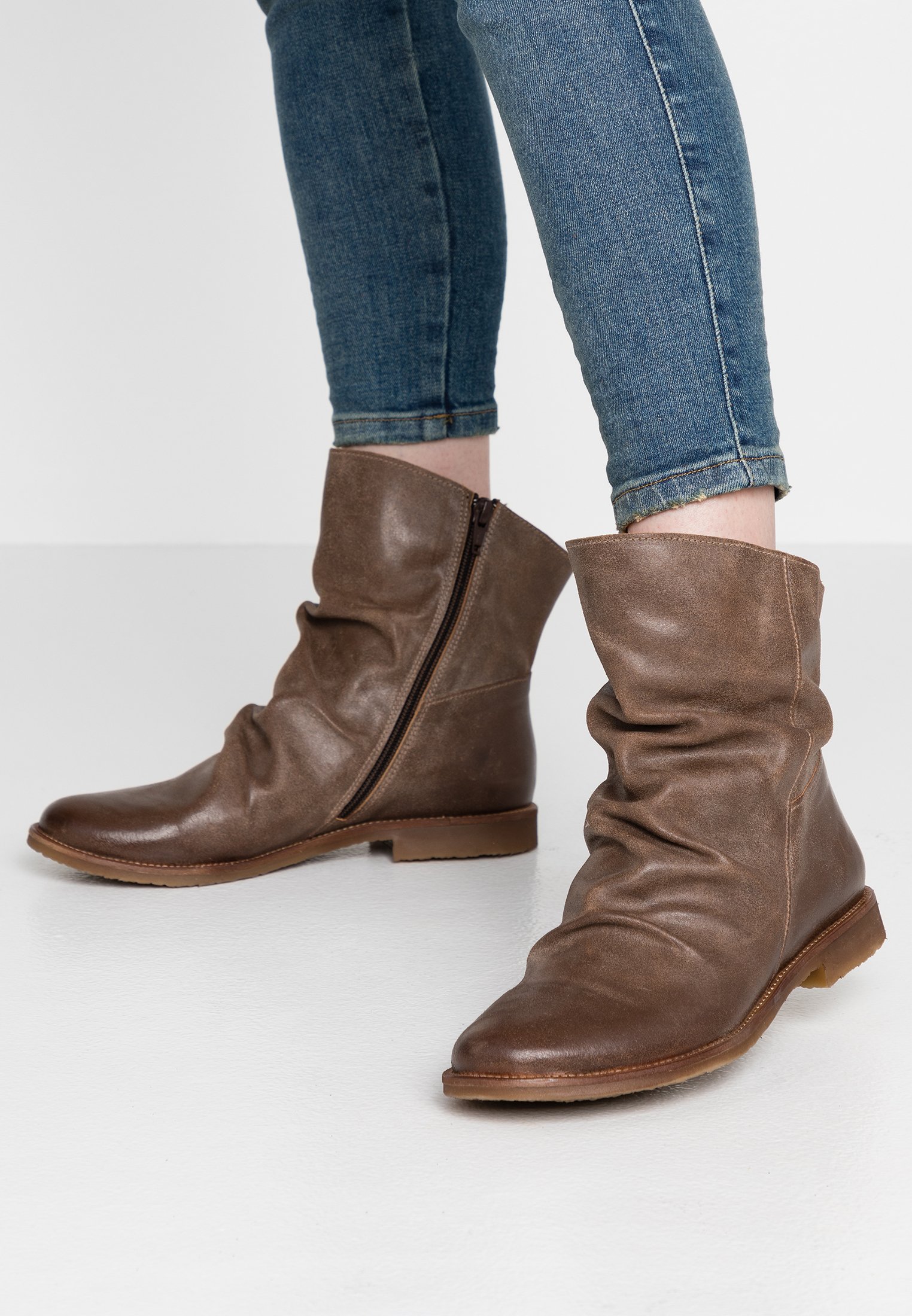 FELMINI Scarpe misura 42 - Consegna gratuita | Spartoo.it