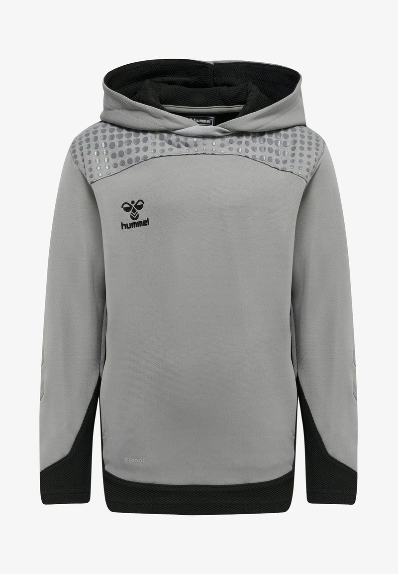 Grå hoodie med en texturerad yta, svarta detaljer och ett prickigt mönster på axlarna. Har en huva med dragsko och en logotyp.