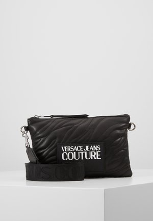 Clutches - black