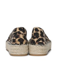 Espadrillas con stampa leopardata, con tomaia in tela, suola intermedia in juta naturale e suola in gomma. Design slip-on con retro arrotondato e vestibilità flessibile.