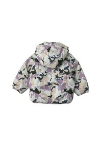 Giacca leggera e gonfiabile con un motivo mimetico in tonalità pastello che presenta sfumature di rosa, verde e bianco. Design con cappuccio e polsini elasticizzati.