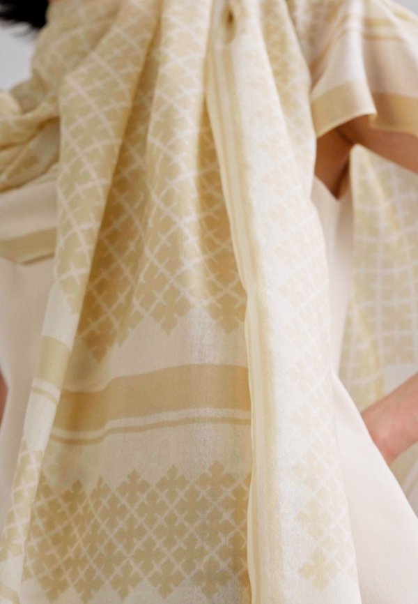 JULEE - Scarf - frozen3