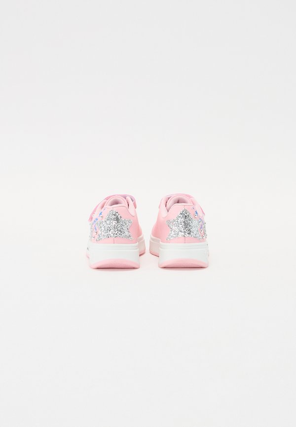 PAM 79607 - Trainers - rosa3