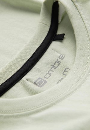 Ombre WITH CONTRASTING - T-shirt basic - llight mint