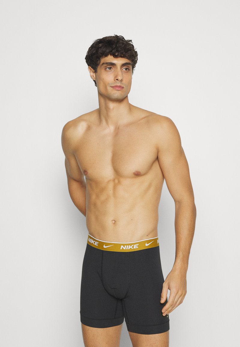Nike Underwear Men's Underwear Ultra Comfort Boxer Brief (3 Pack) (Black) main image 1
